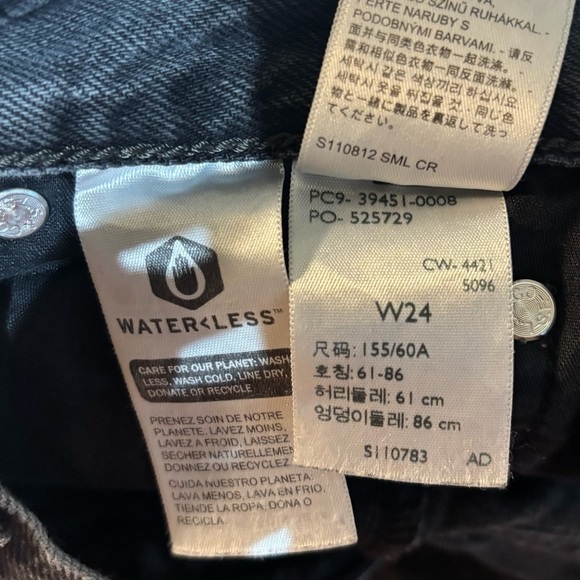 Levi's Levi Strauss Women's Faded Black High Loose Jean Shorts Size 24 EUC - Picture 13 of 13